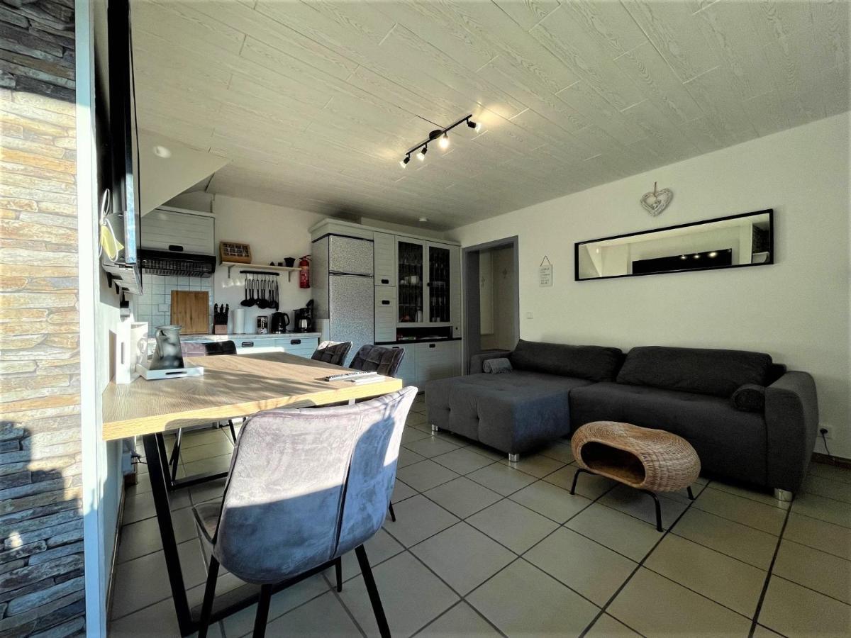 Apartamento Traumhafter Moselblick, Garten & Lounge, Boxspringbett, Top Lage Bullay Exterior foto